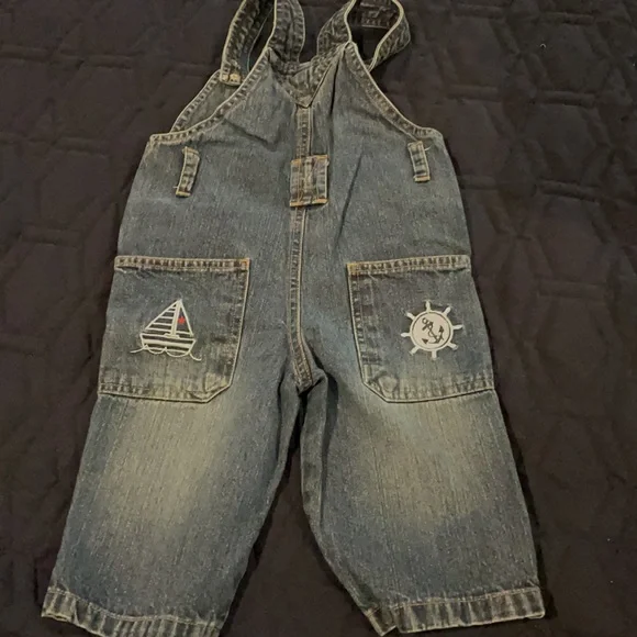 💙 5/$15 - Overalls - Picture 4 of 4